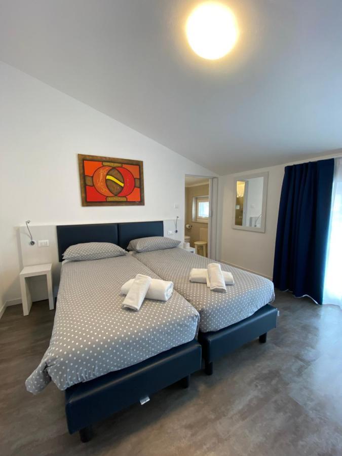Hotel Aurora & Appartamenti 토르볼레 외부 사진